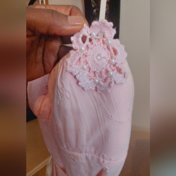 Pretty in Pink ๐ - Picture 3 of 16